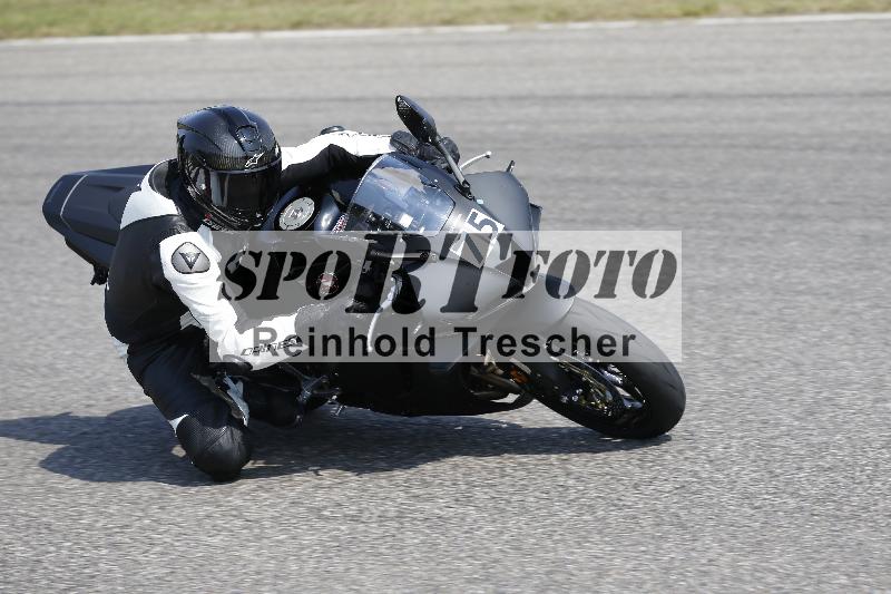 Archiv-2025/49 26.08.2025 Cornu Master School ADR/gruen-vert/75